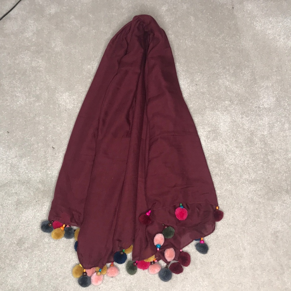 Pom Pom scarf